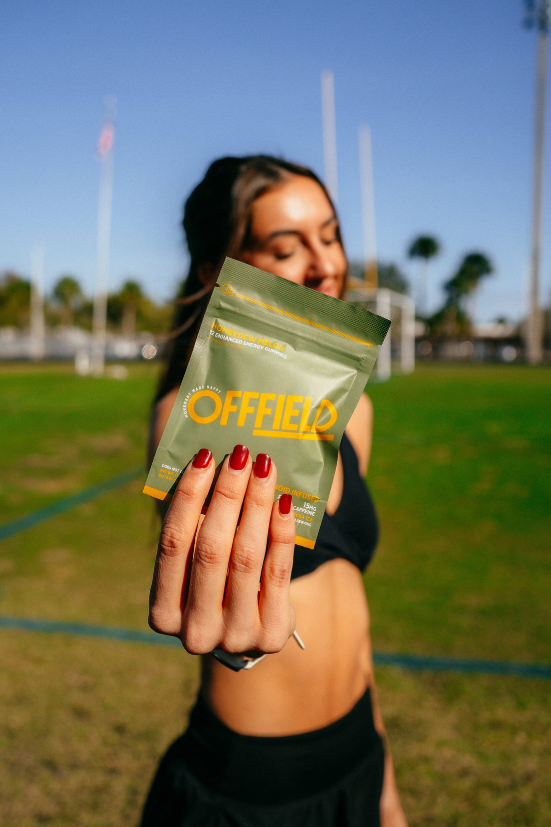 OFFFIELD Energy Gummies vs Gels: What’s Better for Marathon Training?